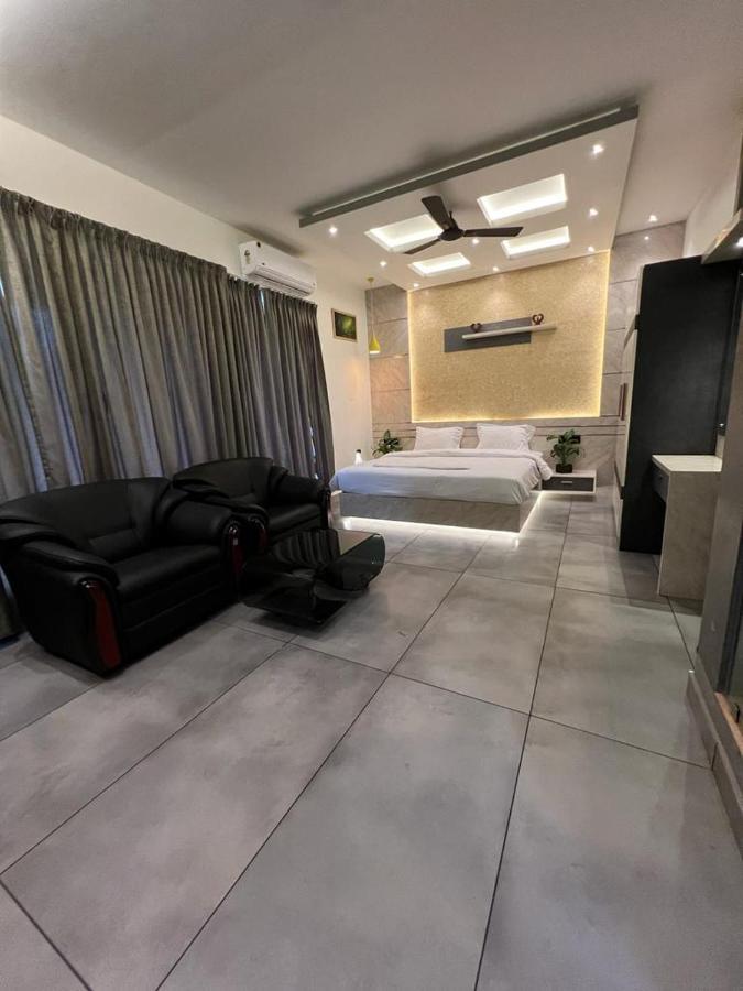 Bbc Luxury Apartments Perintalmanna Exterior photo